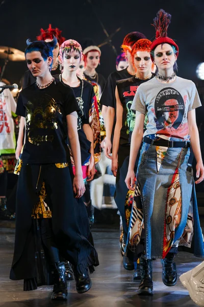 Look 61